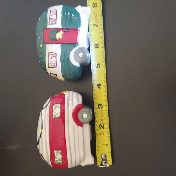 Shaker Set Camping Trailer Salt And Pepper Happy Campers Retro RV Christmas - Picture 6 of 8